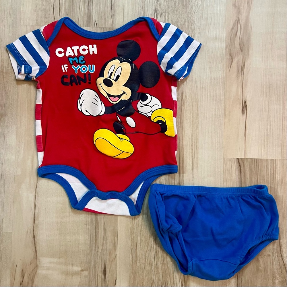 DISNEY Mickey "Catch Me If You Can!" Onsie Diaper Cover Size 6-9 Months Baby